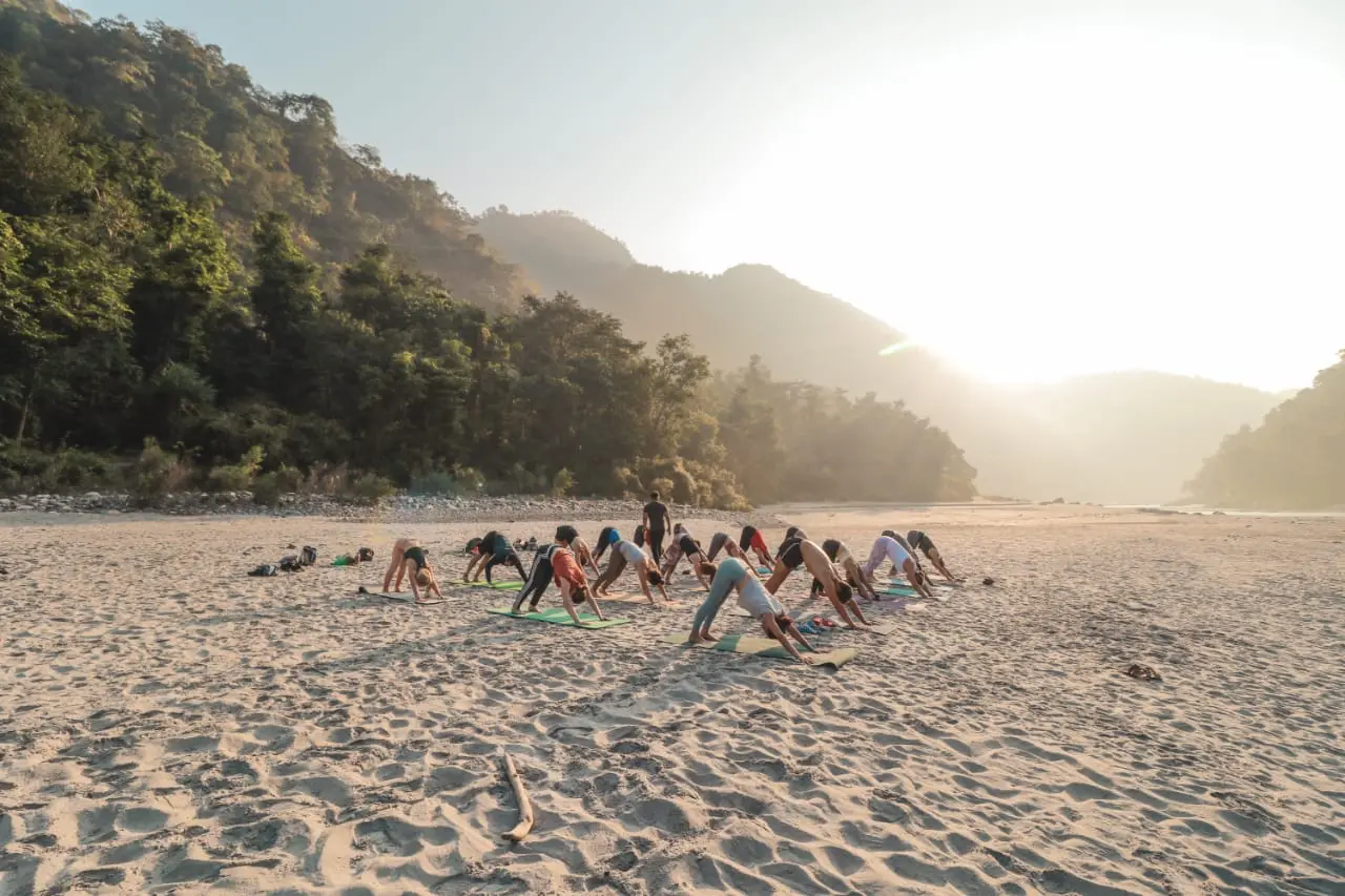 yoga classes at ganga beach rishikesh