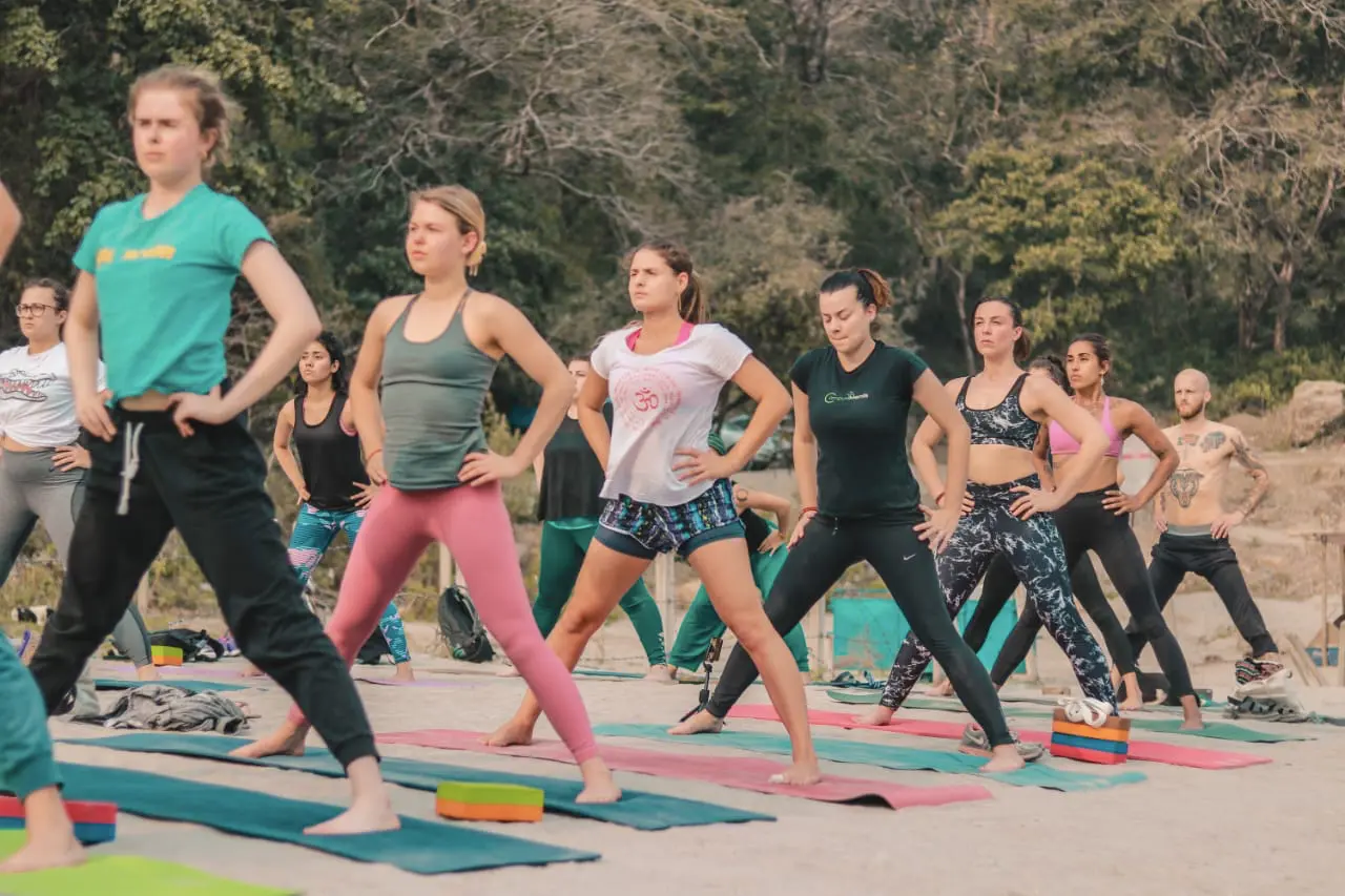 Group photo of 200 hour yoga teacher training students in Rishikesh