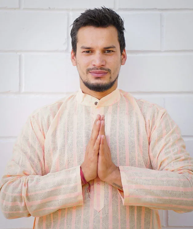Yogi Naveen Ji — Ashtanga Vinyasa Teacher, Yash Yoga School