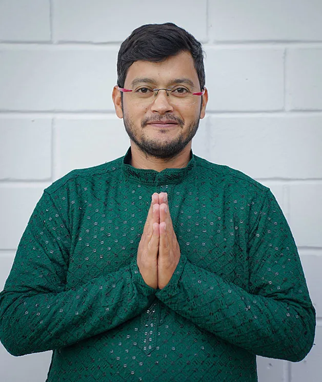 Yogi Rajesh Ji — Hatha Yoga & Alignment Teacher, Yash Yoga School